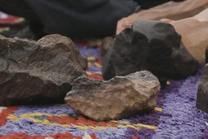 ‘Caçadores de meteoritos’ da Mauritânia vendem grama por até R$ 5 mil