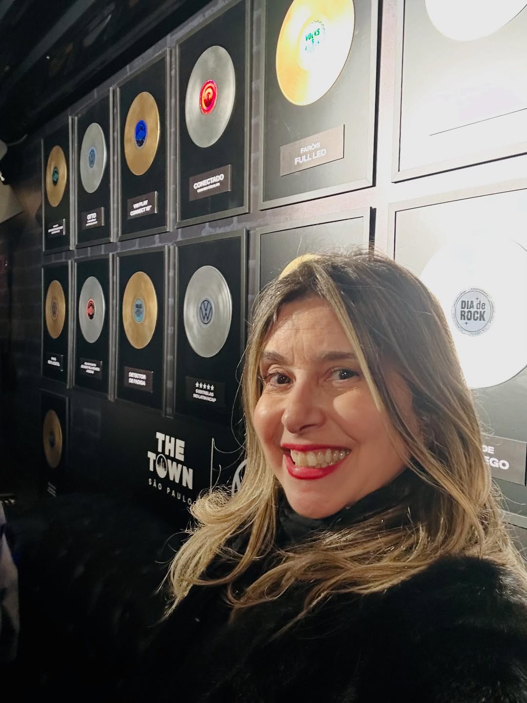 <p>Com longa trajetória no jornalismo esportivo, Mylena acumula cobertura de oito Copas do Mundo e 11 edições dos Jogos Olímpicos. A ida para a Massa FM também representa seu retorno ao rádio em um grande evento internacional.</p>
