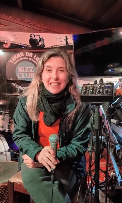 Atualmente, vive uma fase de equilíbrio pessoal e profissional, marcada por leveza, novos projetos e maior envolvimento com a música. A jornalista afirma reconhecer a importância de manter a harmonia entre carreira e vida pessoal.
