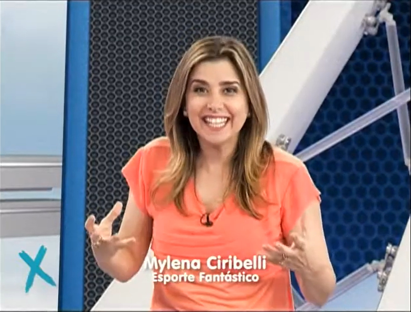 Em maio de 2009, foi para a RecordTV, onde apresentou o “Esporte Fantástico” e participou de diferentes programas esportivos e jornalísticos até 2023.


