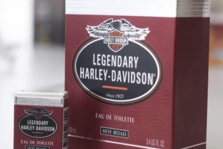 Perfume da marca Harley-Davidson, lançado na década de 1990 - Reprodução/Museum of Failure