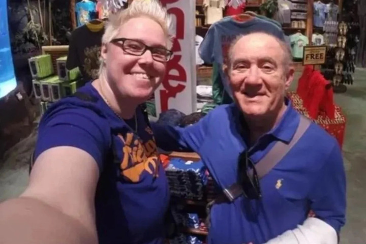 Filha leva Renato Aragão à Justiça por dívida