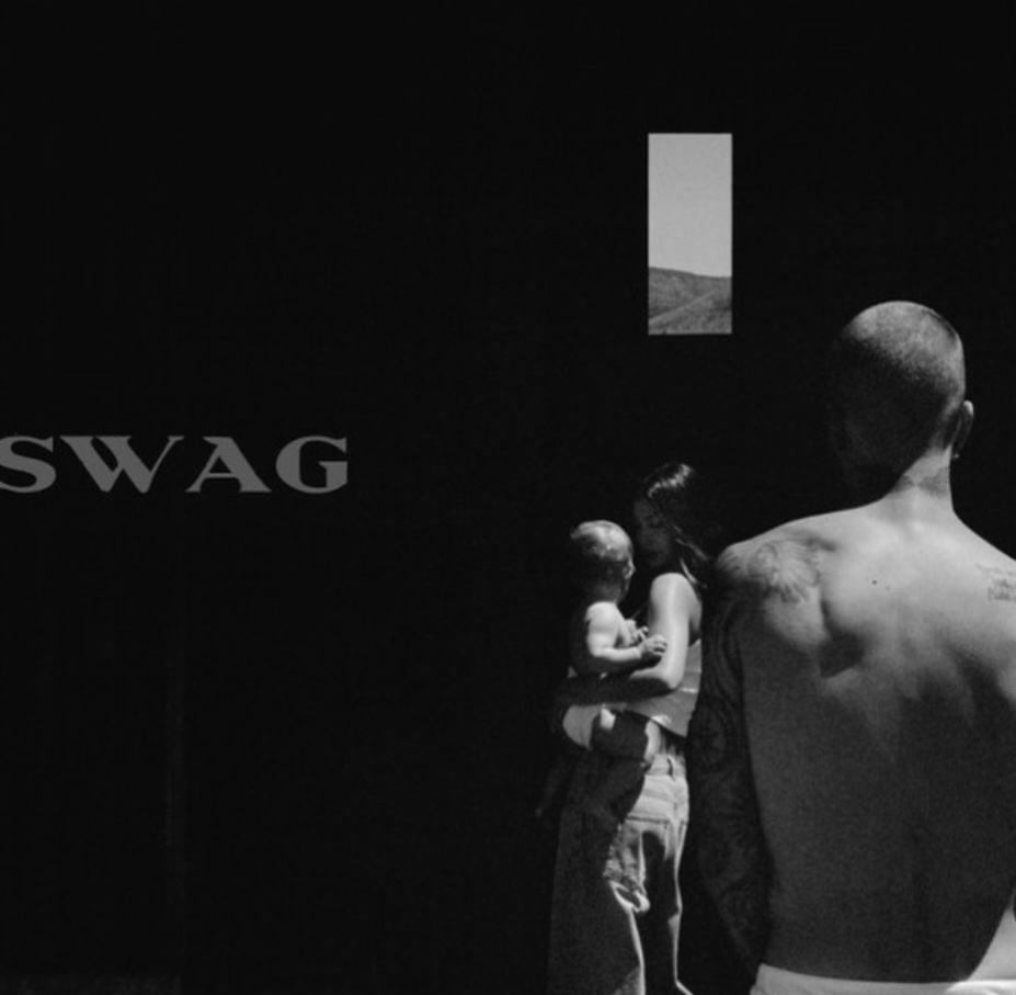 Os discos mais recentes de Justin Bieber são “Swag” (lançado em julho de 2025) e “Swag II” (setembro de 2025), que marcam sua volta aos álbuns de estúdio após Justice (2021). Ambos misturam pop e R&B, com letras mais pessoais sobre saúde mental, família, fé e o casamento com Hailey, consolidando uma fase mais madura da carreira.