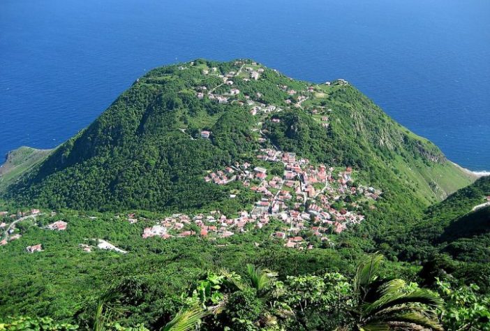 Ilha de Saba, Caribe - Wikimedia Commons/Radioflux
