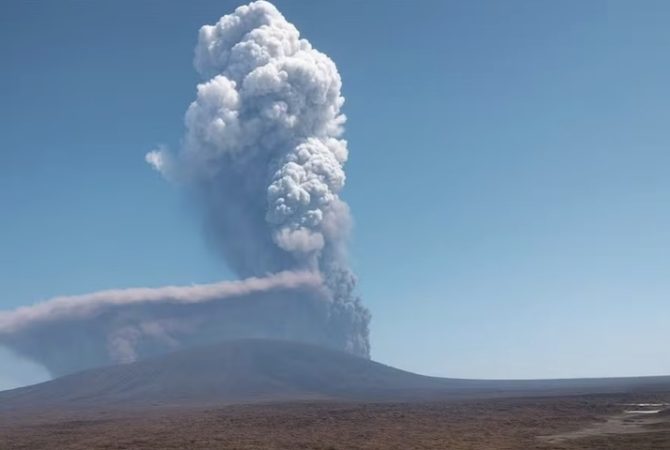 Após ficar 12 mil anos adormecido, vulcão volta a entrar em erupção na Etiópia