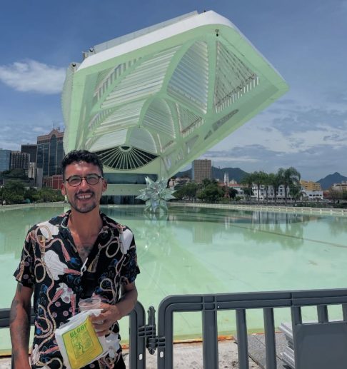 Antes da doença, Jefferson trabalhava com treinamento e monitoramento de cães e passou anos sem saber o que era tirar férias.
