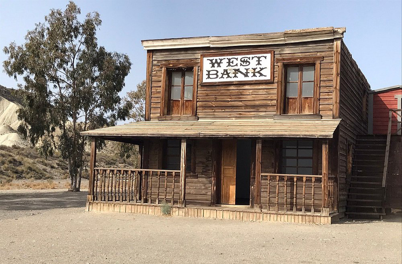 O Deserto das Tabernas foi palco de inúmeros filmes de faroeste. Entre eles estão produções clássicas como 