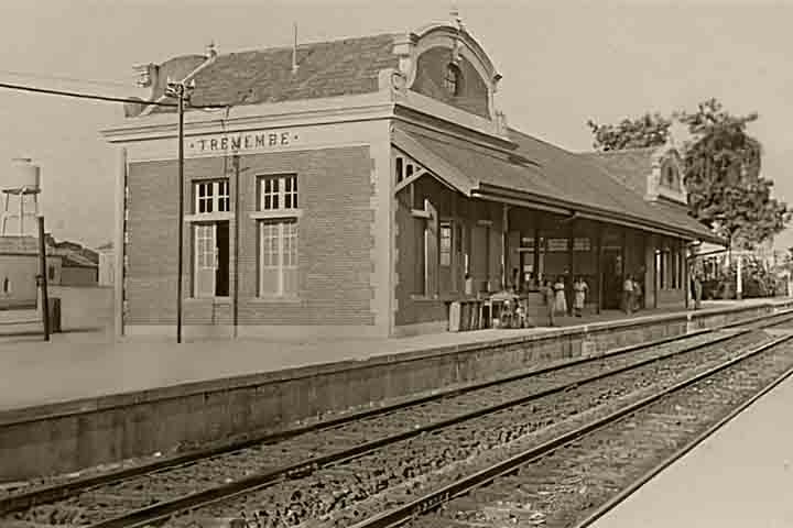 A história de Tremembé remonta ao século 17, quando o Capitão-mor Manuel da Costa Cabral fundou o povoado que, mais tarde, daria origem à cidade. 
