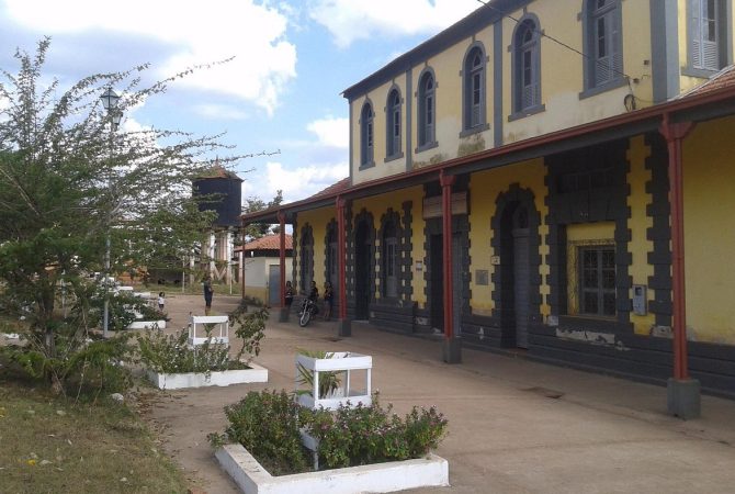 Guajará-Mirim: a cidade esquecida que guarda os trilhos da história