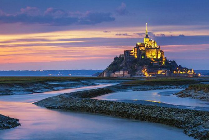 Monte Saint-Michel: uma joia medieval que emerge das águas e encanta o mundo