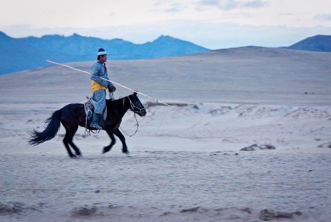 Do nômade ao urbano: a história e as diferenças das duas Mongólias