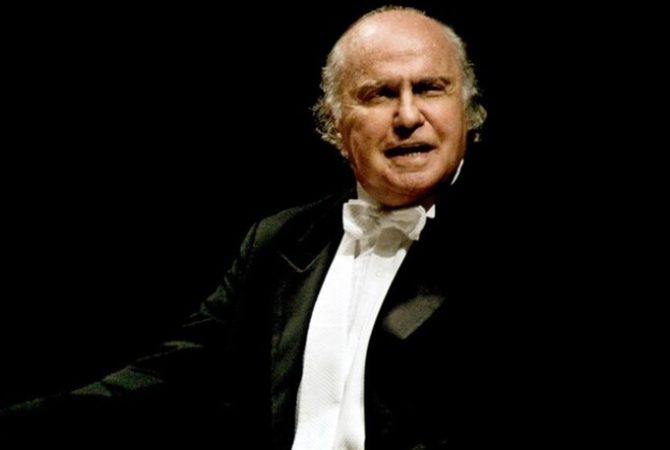 Isaac Karabtchevsky: documentário homenageia maestro que levou a música erudita ao povo