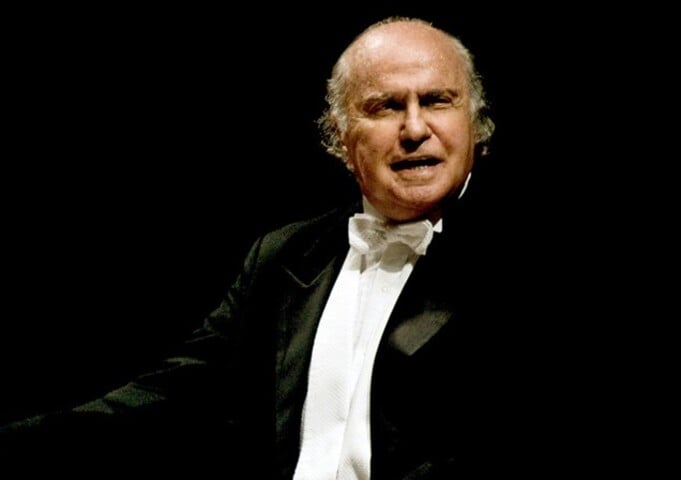 Isaac Karabtchevsky: documentário homenageia maestro que levou a música erudita ao povo