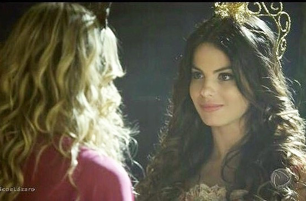 Na TV, brilhou em novelas como “O Clone”, “Páginas da Vida” e “Amor Sem Igual”. Com personagens marcados por sensibilidade e intensidade, sempre recebeu elogios por sua capacidade de transmitir emoções genuínas e acumula trabalhos com grandes nomes da dramaturgia brasileira. Seu talento é reconhecido por críticos e colegas de profissão.