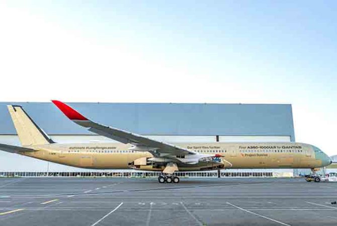 Avião que fará o voo mais longo do mundo terá espaço para alongamento e poltrona que vira cama; conheça!