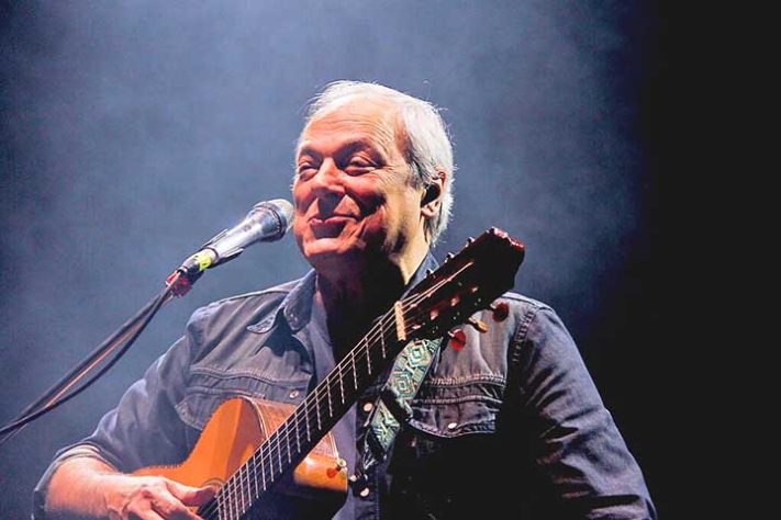 Compositor, cantor e violonista Toquinho