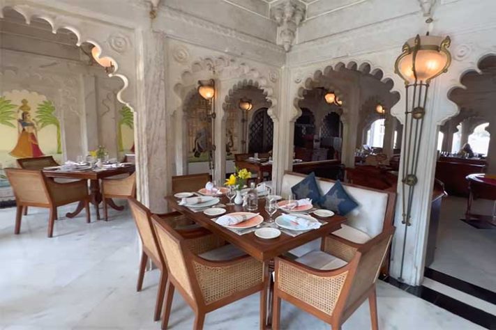 Taj Lake Palace, hotel histórico de luxo na Índia, no Lago Pichola, em Udaipur - Reprodução do Yotubhe Canal ST Travel / ST Viagens