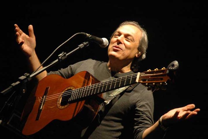 Compositor, cantor e violonista Toquinho