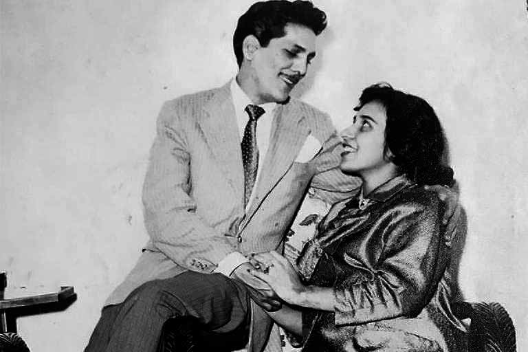 Em 1958, após casar-se com o ator Lúcio Mauro, deu seus primeiros passos nos palcos como integrante da Companhia Barreto Júnior, estreando na comédia “A Cegonha se Diverte”, sob direção de Graça Mello. A atuação rendeu a ela o prêmio de melhor atriz revelação, marcando um começo promissor. 
