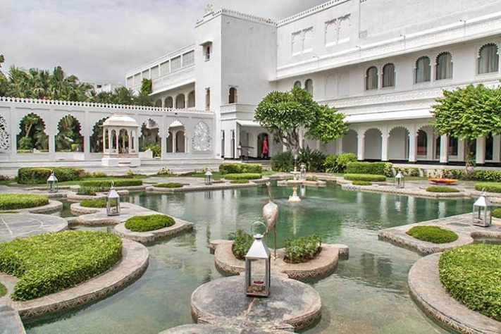 Taj Lake Palace, hotel histórico de luxo na Índia, no Lago Pichola, em Udaipur - Reprodução do Flickr Arnie Papp