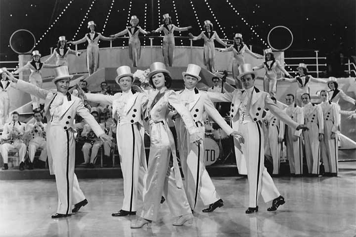 Eleanor Powell (1912â??1982) - Reconhecida como uma das maiores sapateadoras do cinema, impressionou por sua velocidade e tÃ©cnica impecÃ¡vel, como em â??Nasci para DanÃ§arâ?, de 1936. Seus nÃºmeros grandiosos ajudaram a elevar o padrÃ£o dos musicais da MGM.
