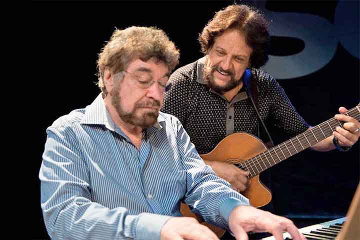 Em 1970, passou a acompanhar o cantor e compositor com o grupo que evoluiria para o icônico Som Imaginário, ao lado de Zé Rodrix, Tavito, Robertinho Silva, Luiz Alves e Frederah. 
