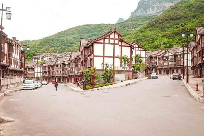 Chongqing, Wulong - Estrada ( Rodovia Lingpaishi) em Z de em Chongqing, na China, assusta motoristas - Imagem de evera Liang por Pixabay