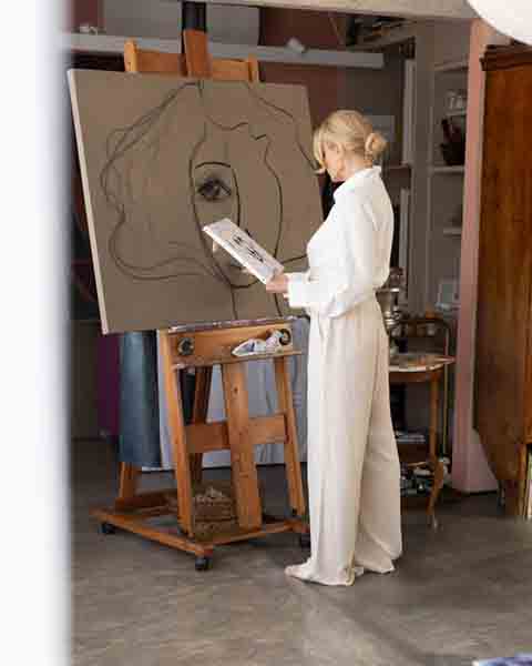 Cláudia Liz Cruz, Atriz, Modelo, Ilustradora e Artista Plástica Brasileira - Reprodução do Instagram @claudializoficial