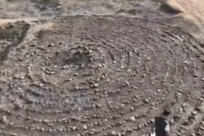 Pesquisadores descobrem labirinto de pedra na Índia de 2 mil anos - Reprodução