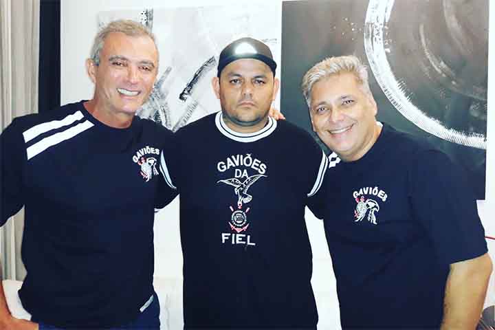 Paulo Barros assinou o enredo da Gaviões da Fiel em 2020, chamado 