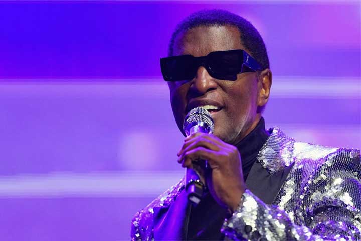 Seu apelido surgiu quando tocava com o lendário Bootsy Collins, que o chamou de “Babyface” por causa do rosto juvenil. 
