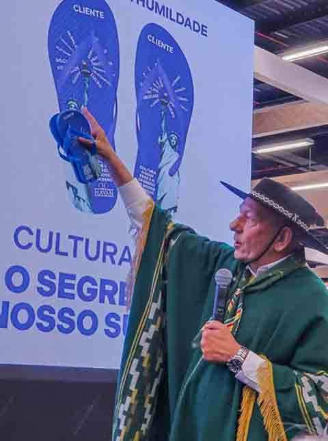 “Conseguimos levar ao Estado, R$ 25 milhões em doações para ajudar no momento mais crítico da catástrofe. Mostramos que tudo é possível e na catástrofe vimos que a população toda quis ajudar e ajudou. O povo se uniu em prol de uma causa