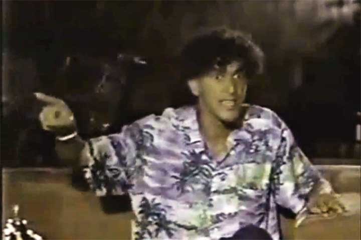 Seis anos depois, Caetano compôs a música “Reconvexo” para a irmã Maria Bethânia gravar. Na letra, ele alfineta Francis nos versos: 