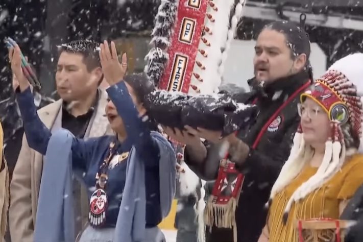 Após um século, artefatos indígenas são devolvidos pelo Vaticano a comunidades do Canadá - Reprodução/CTV News