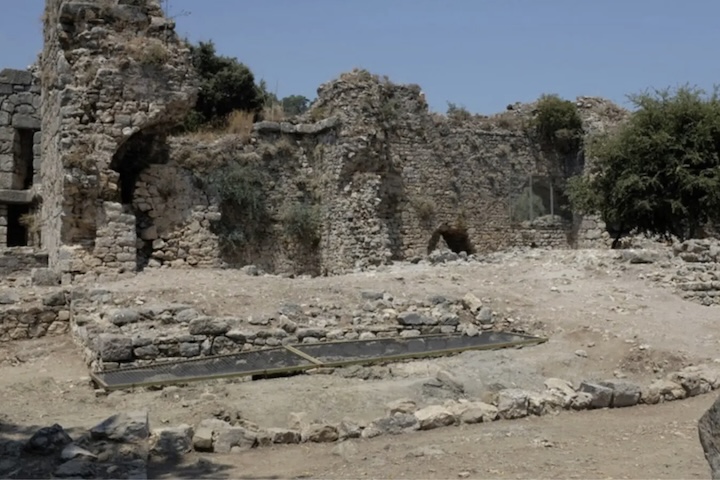 Arqueólogos descobrem igreja “hospital” na Turquia - Divulgação/Alexander VanLoon