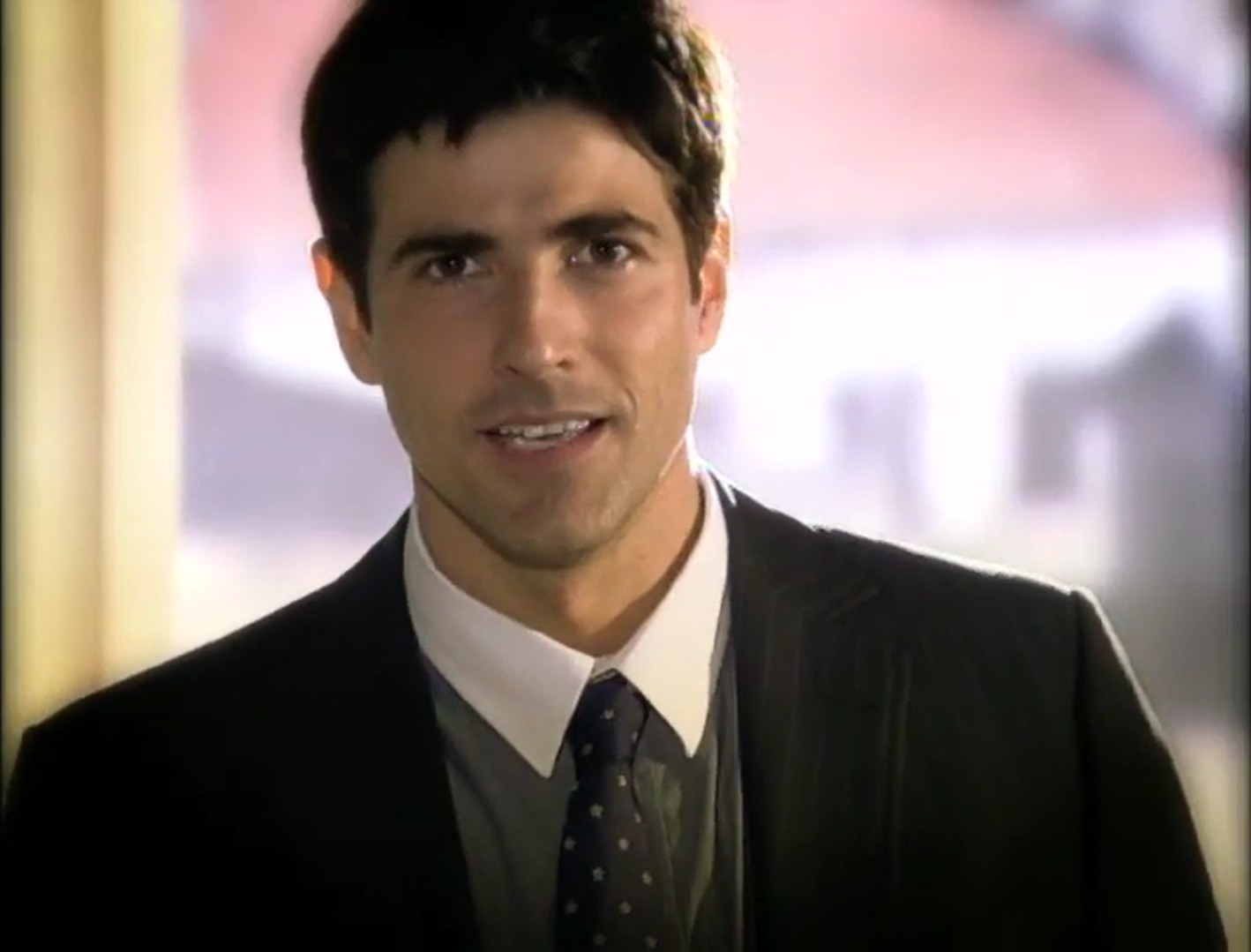 Mais tarde, atuou na novela “Passione” como o vilão Frederico, cúmplice de Clara, papel de Mariana Ximenes, em um plano de vingança e enriquecimento.
