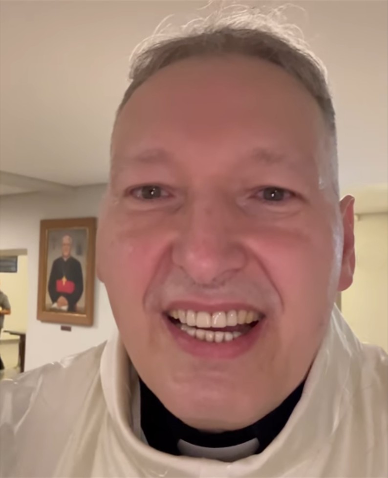 Em 2007, durante a visita do Papa Bento XVI ao Brasil, Padre Marcelo teria sido impedido de se encontrar com o pontífice por integrantes do Dicastério, sob a justificativa de que ainda era alvo de investigação. Anos depois, o próprio padre confirmou o episódio.
