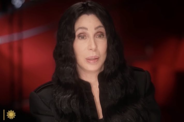 Cantora Cher em entrevista - Reprodução/CBS Sunday Morning