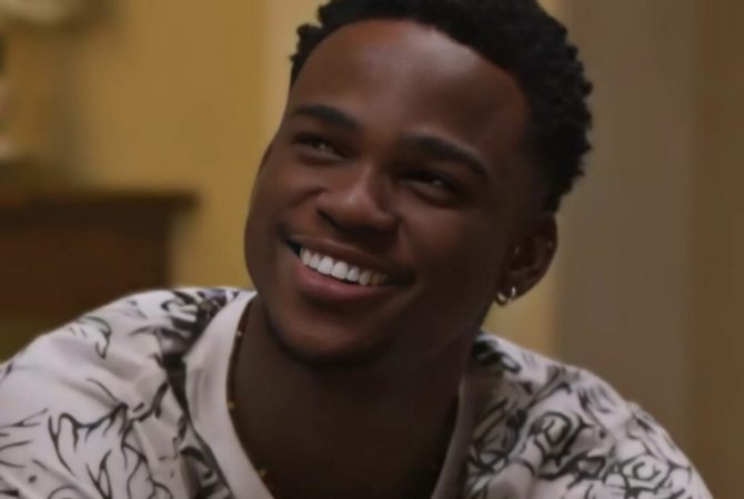 Substituição curiosa marca reta final de Dona de Mim