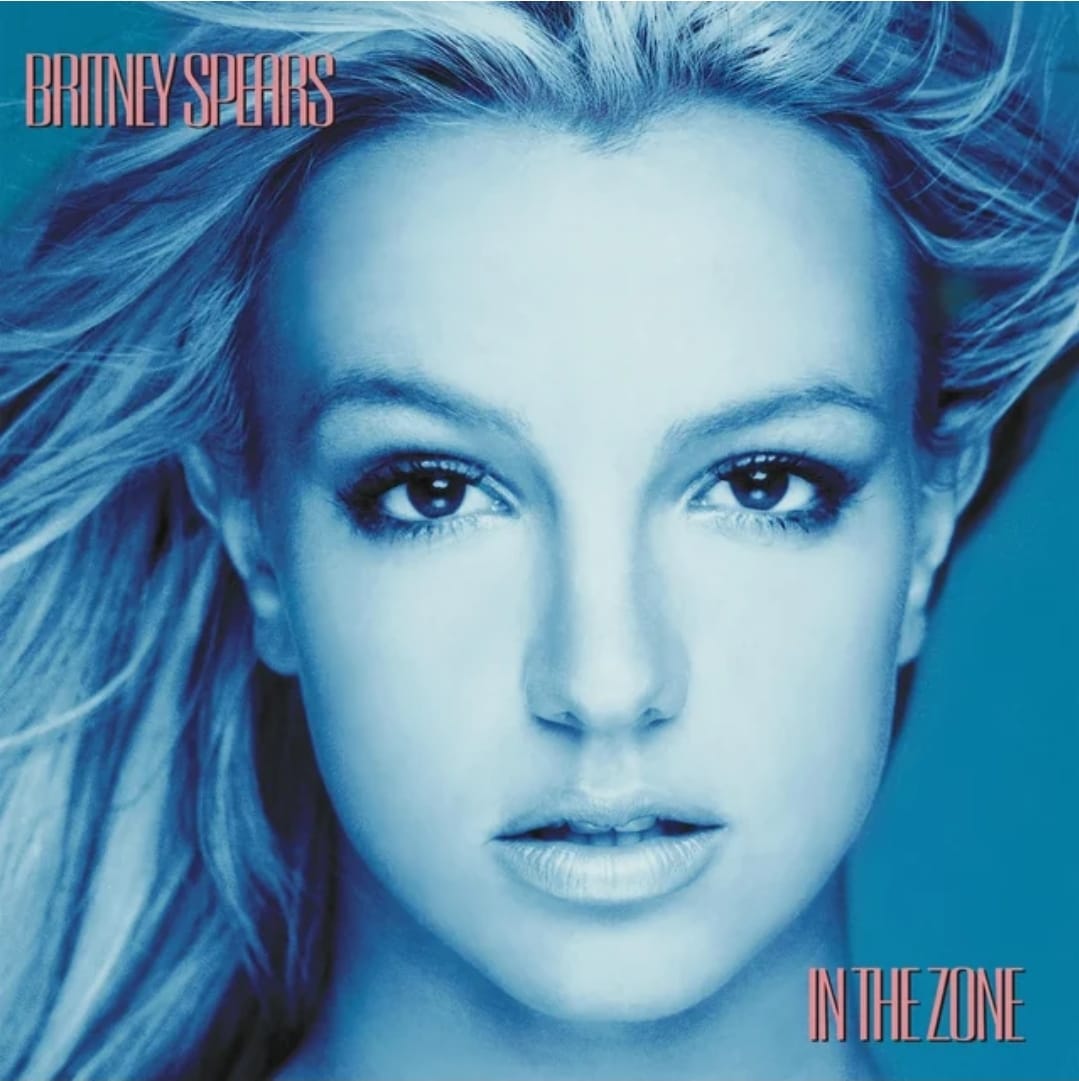 A cantora lançou ainda “Britney” em 2001, incluído na lista dos 100 melhores dos últimos 25 anos da Entertainment Weekly, e “In the Zone” em 2003, que estreou no topo da Billboard 200 com 609 mil cópias.
