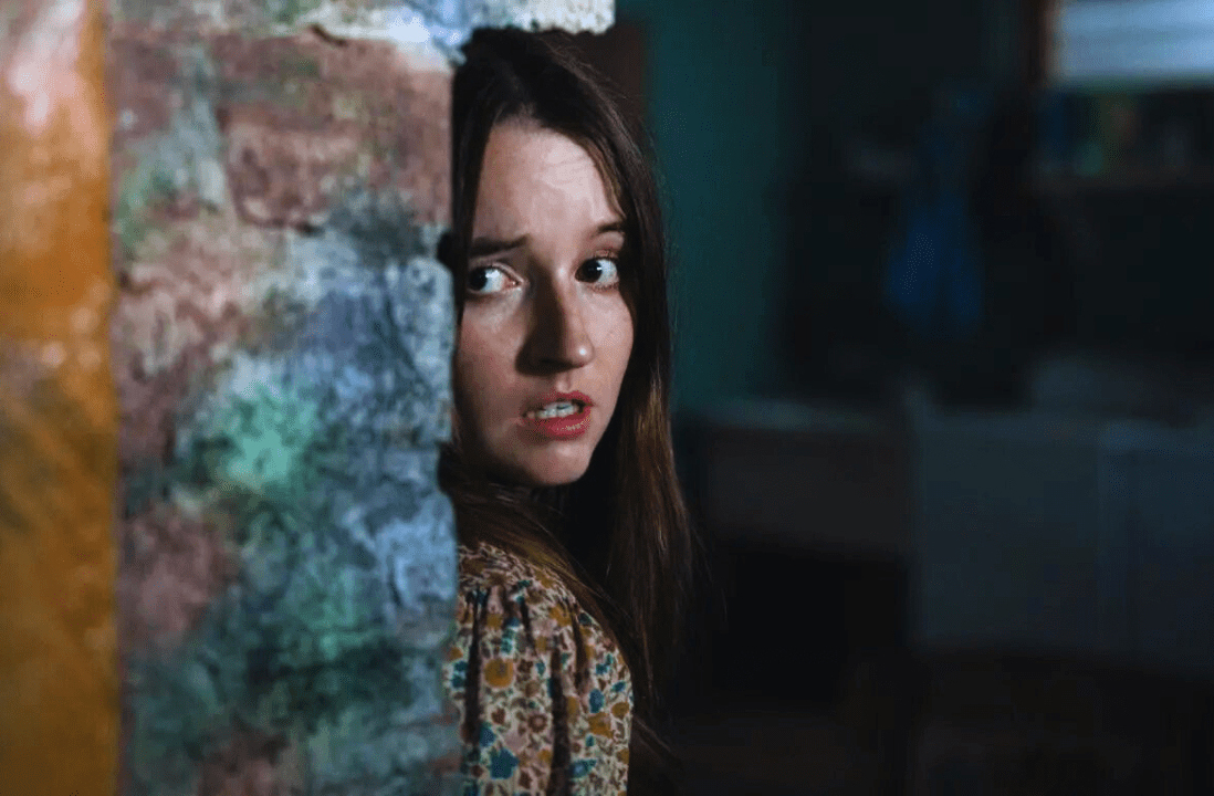 Kaitlyn enfrentou desafios tÃ­picos de jovens atrizes, como pressÃ£o estÃ©tica e competitividade intensa. Mas superou essas barreiras com foco e autenticidade. O passar do tempo a levou a escolher papÃ©is mais densos e que provoquem reflexÃ£o e diÃ¡logo, prova de sua maturidade e consciÃªncia artÃ­stica.