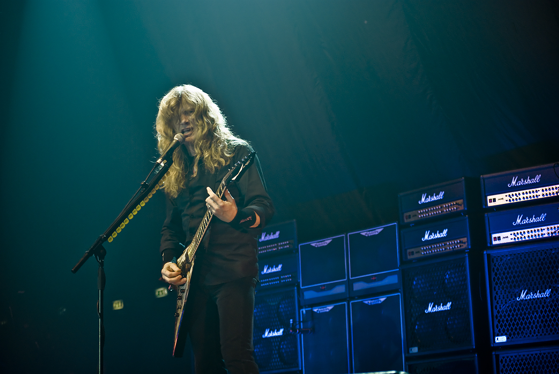 Entre as músicas mais conhecidas da banda estão “Symphony of Destruction”, “Holy Wars… The Punishment Due”, “Tornado of Souls”, “Peace Sells”, “A Tout le Monde”, “Hangar 18”, entre outras.
