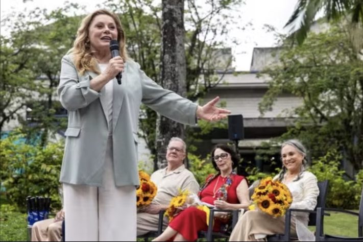 Vera Fischer é incluída em Calçada da Fama dos Estúdios Globo - Globo/Fábio Rocha