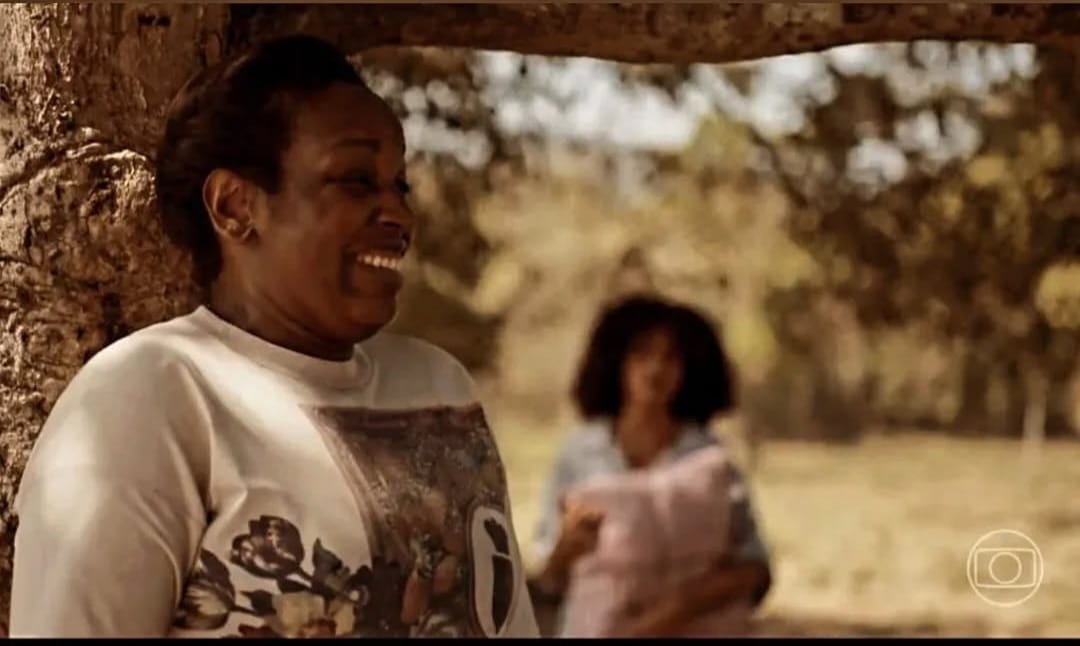 Sua estreia em novelas da Globo aconteceu no remake â??Renascerâ?, no papel de QuitÃ©ria, mÃ£e de Maria Santa e matriarca de sua famÃ­lia na primeira fase da trama. A atuaÃ§Ã£o foi amplamente elogiada pela crÃ­tica e pelo pÃºblico.
