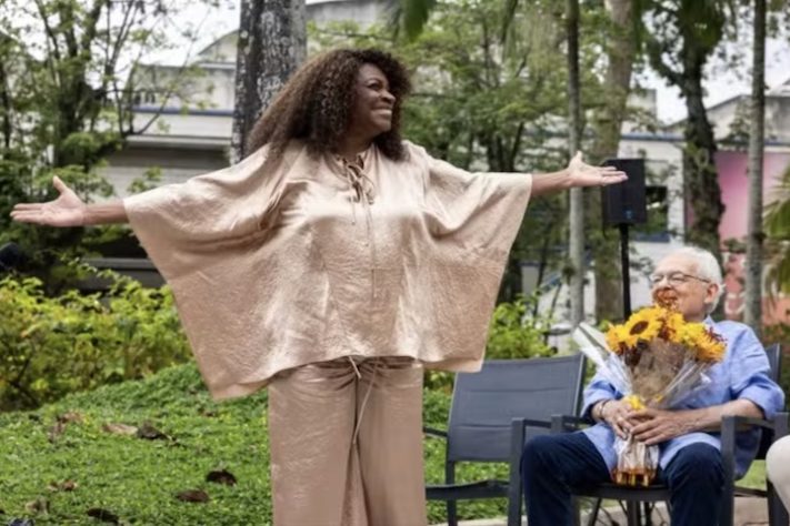 Zezé Motta é incluída em Calçada da Fama dos Estúdios Globo - Globo/Fábio Rocha