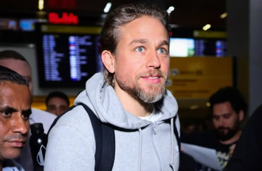 Além de atuar, Charlie escreve roteiros e desenvolve projetos próprios, buscando maior controle criativo. Seu interesse profundo em narrativa e construção de personagens o aproxima do trabalho de bastidores, o que revela, assim, uma nova faceta.