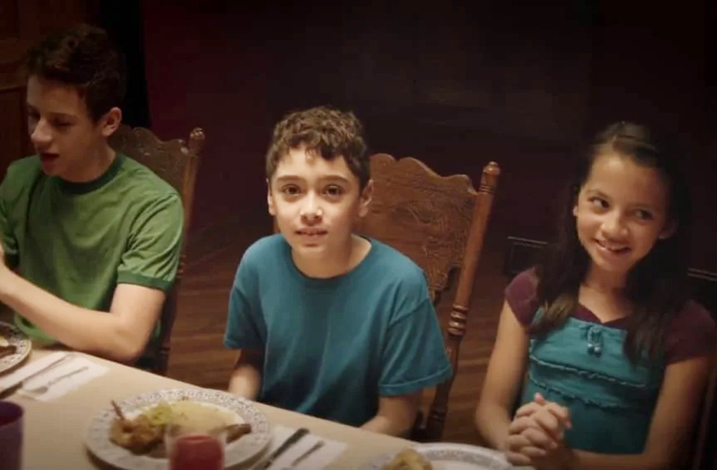 Ainda criança, Isabela chamou atenção de diretores pelo seu talento. Em 2013, quando tinha 12 anos, teve em um pequeno papel no filme 