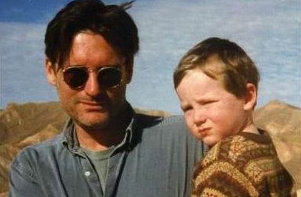 Nascido em 29 de janeiro de 1993, em Los Angeles, desde cedo se interessou por artes e literatura. Mas foi na atuação que encontrou sua voz e identidade própria. Filho de Tamara Hurwitz, tem dois irmãos: Maesa e Jack, que não seguem a carreira de artística.


