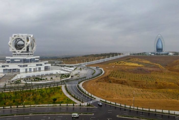 Turcomenistão - Pexels/Nikolai Kolosov