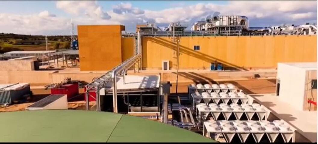 A produção fará uso de tecnologia de vanguarda, que leva diamantes monocristalinos sintéticos usados como substrato semicondutor, ou seja, a base sobre a qual o chip é construído. 

